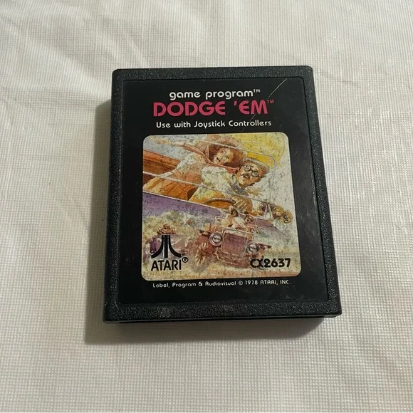 💥4/$20💥 Atari 2600 game - Dodge ‘Em - Picture 1 of 3